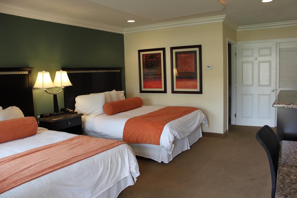 Travelodge By Wyndham Santa Maria Esterno foto