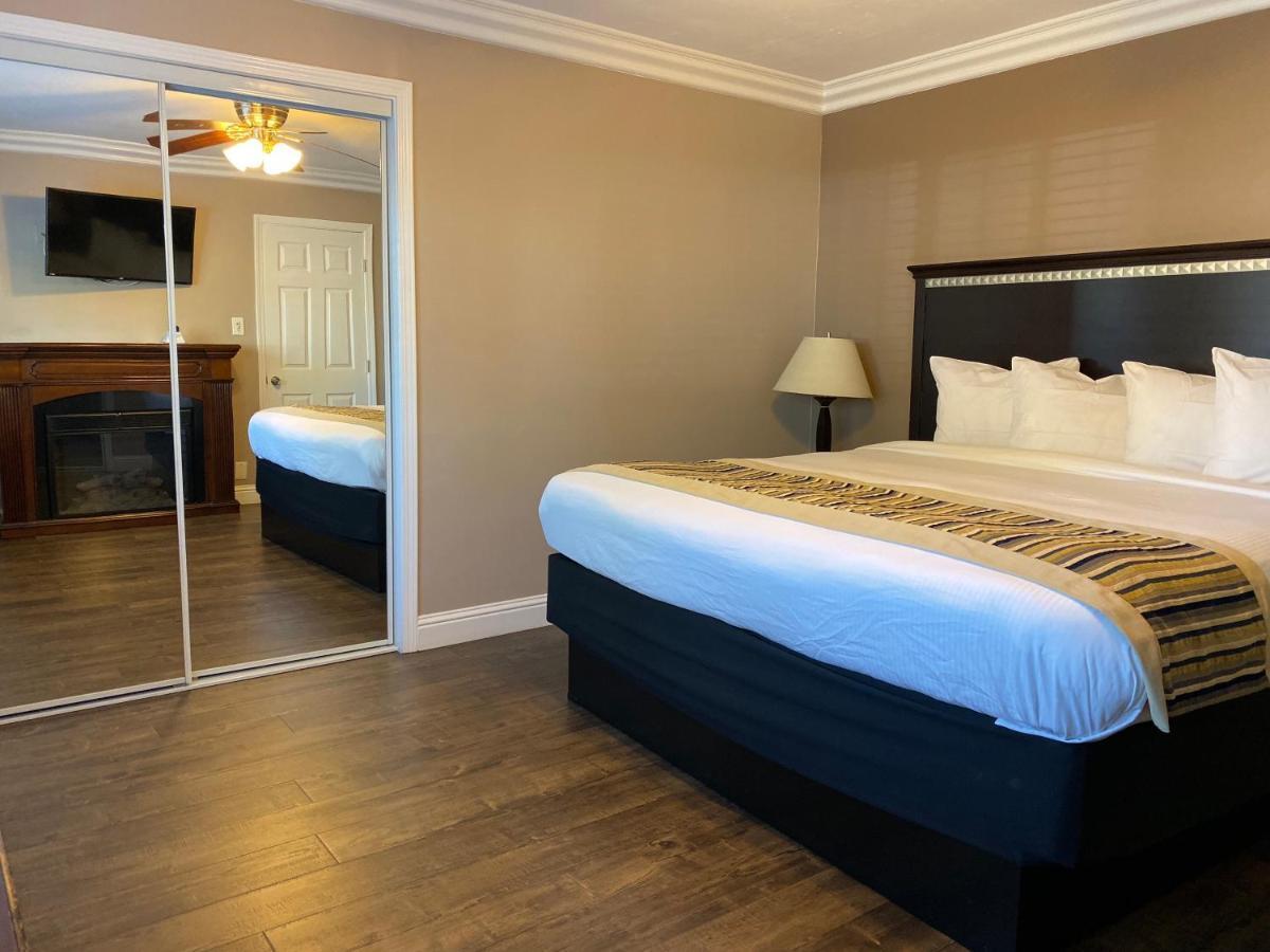 Travelodge By Wyndham Santa Maria Esterno foto